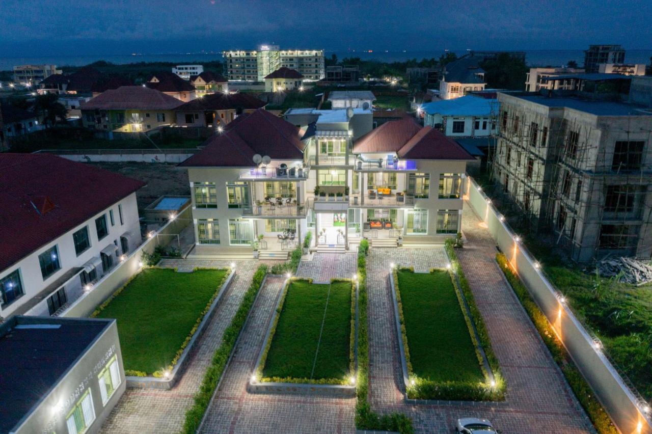 The City Block Apartment Μπουζουμπούρα Εξωτερικό φωτογραφία