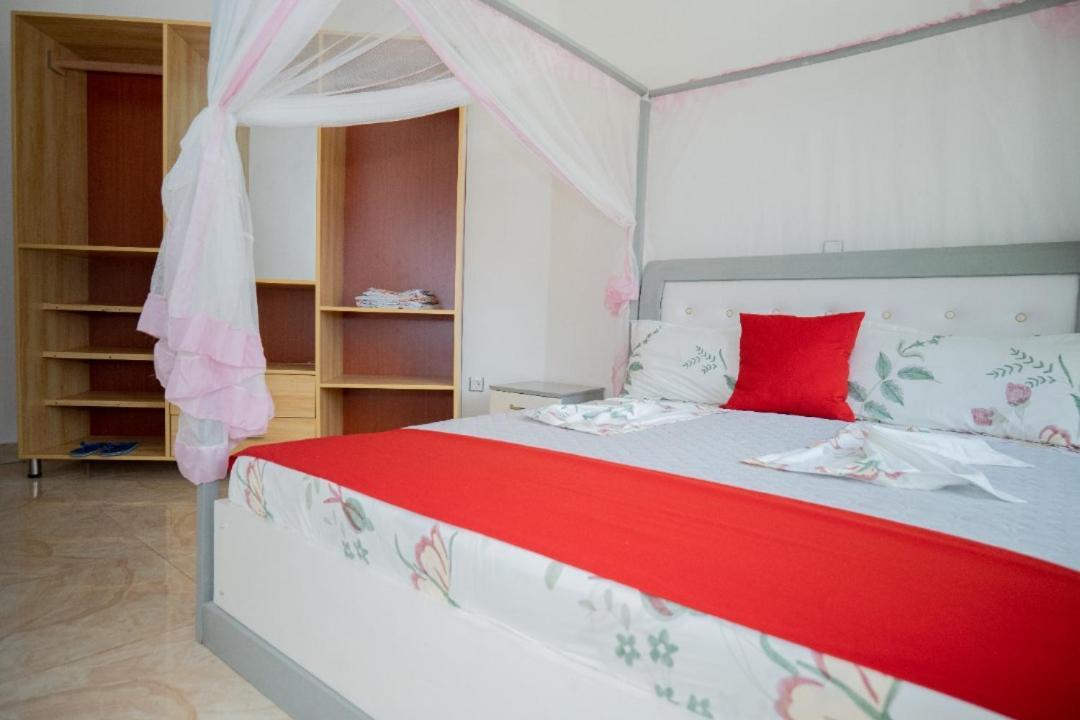 The City Block Apartment Μπουζουμπούρα Εξωτερικό φωτογραφία
