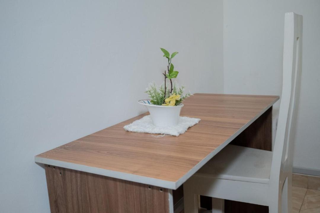 The City Block Apartment Μπουζουμπούρα Εξωτερικό φωτογραφία